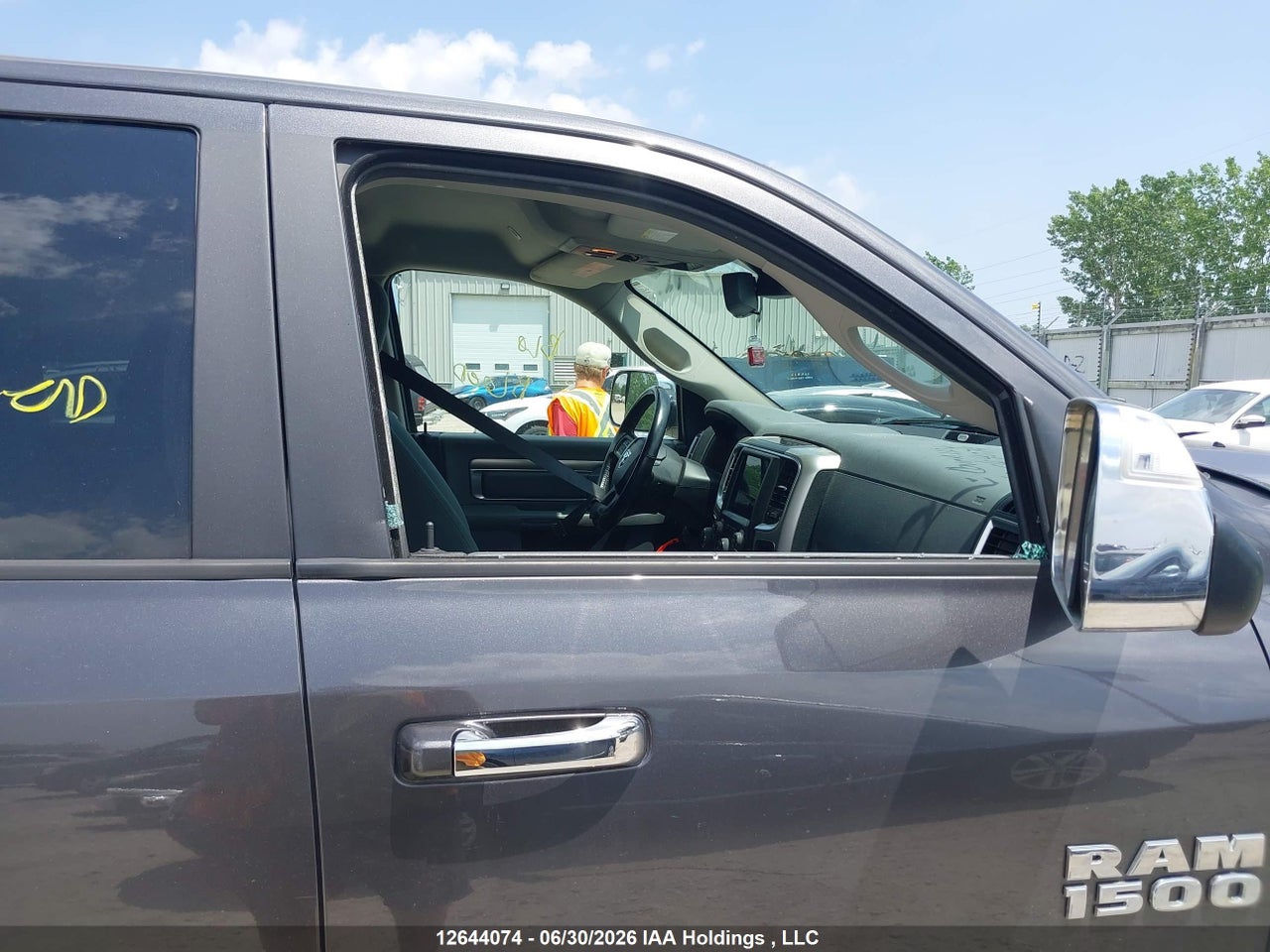 2018 RAM 1500 SLT thumbnail 7