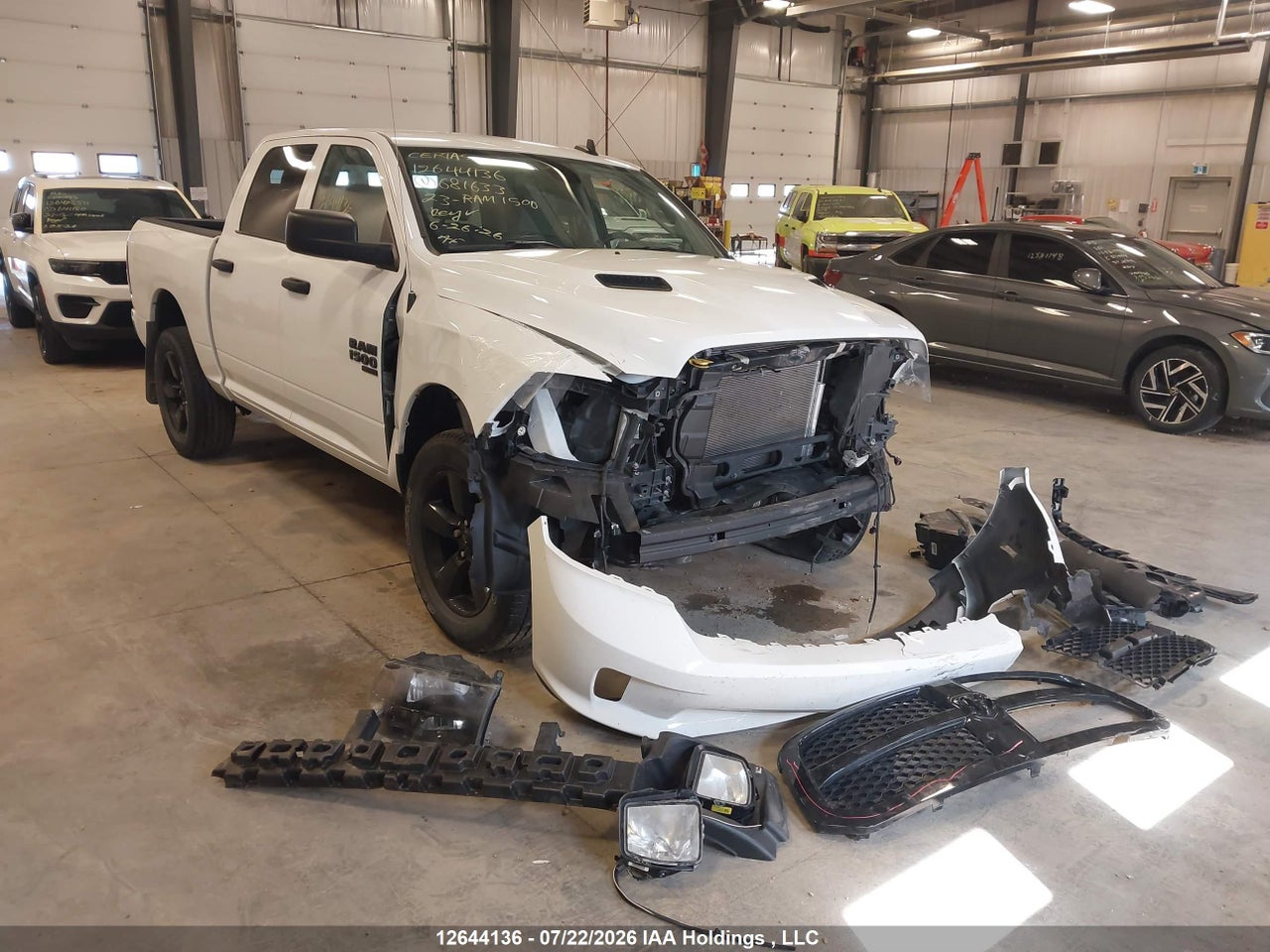 2023 RAM 1500 CLASSIC TRADESMAN thumbnail 2