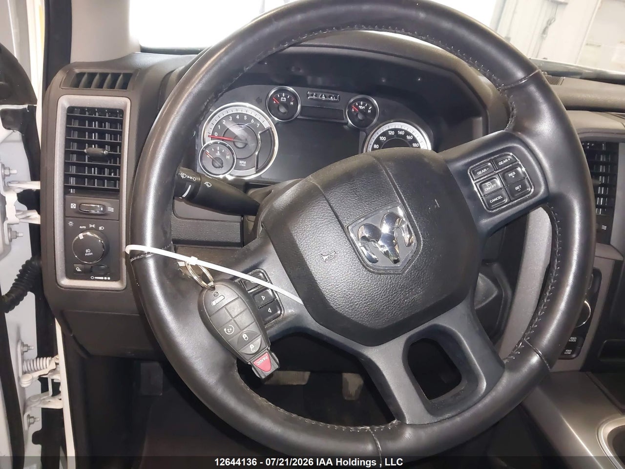 2023 RAM 1500 CLASSIC TRADESMAN thumbnail 12