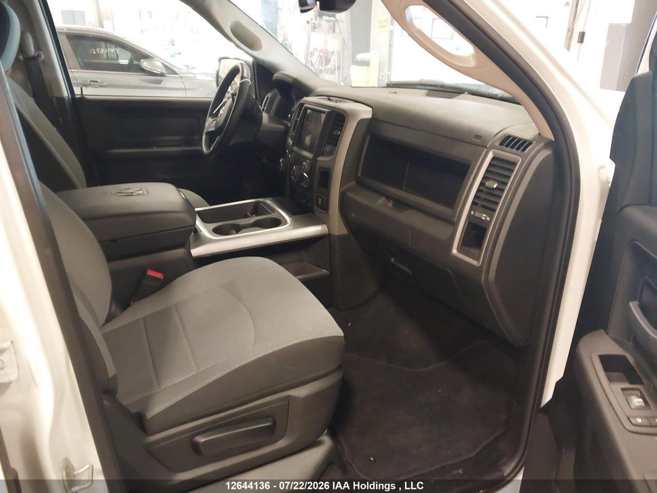 2023 RAM 1500 CLASSIC TRADESMAN thumbnail 6