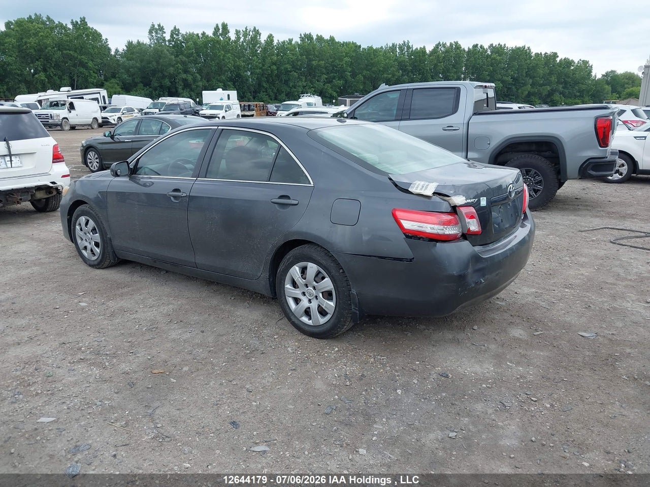 2010 TOYOTA CAMRY LE thumbnail 4