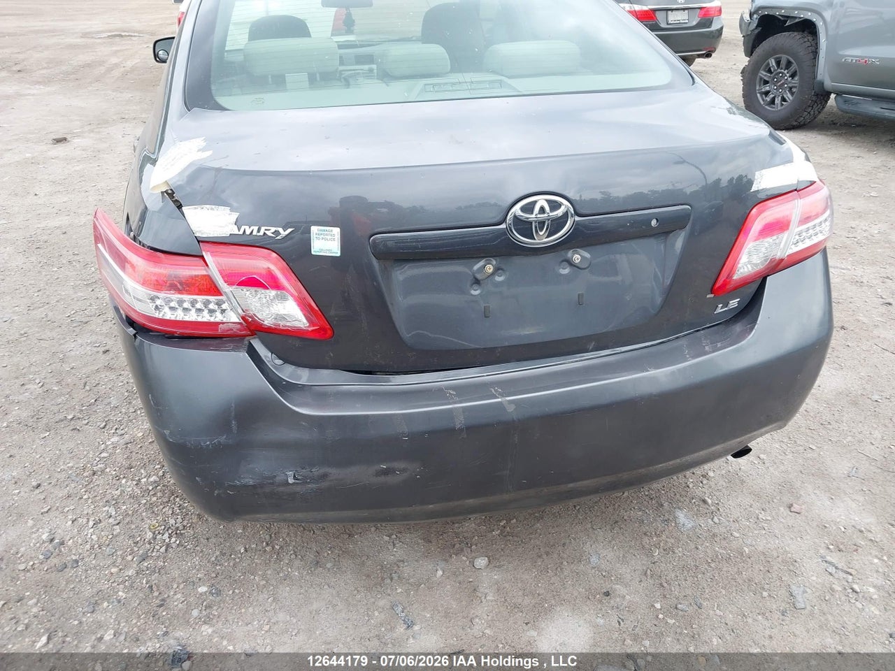 2010 TOYOTA CAMRY LE thumbnail 7