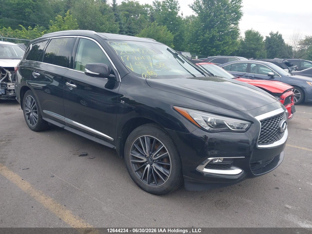 2017 INFINITI QX60 thumbnail 2