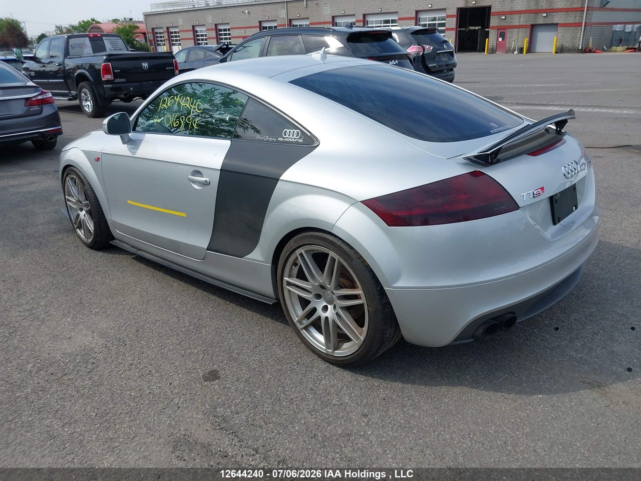 2010 AUDI TT 2.0T thumbnail 4