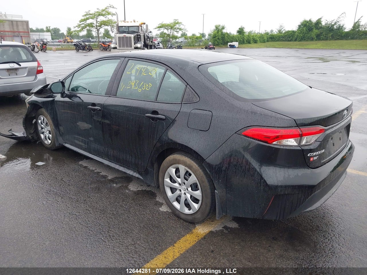 2021 TOYOTA COROLLA LE thumbnail 4