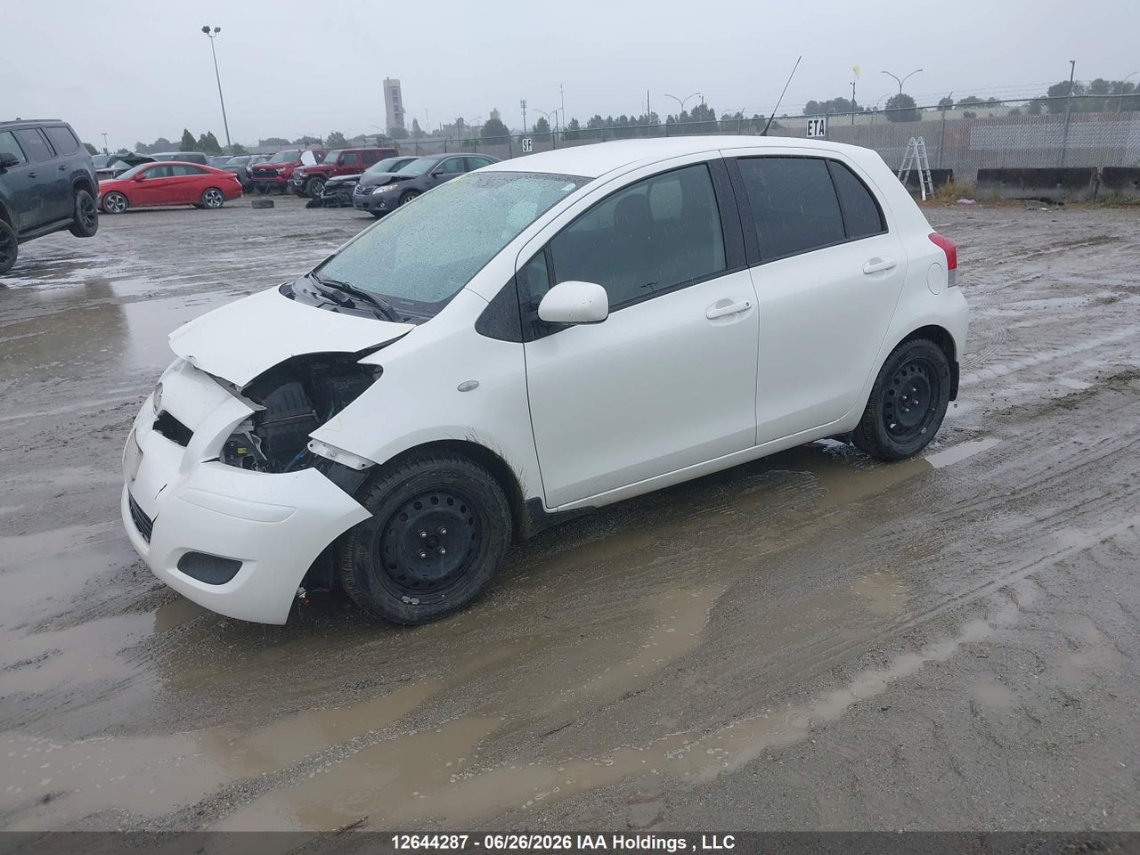 2009 TOYOTA YARIS thumbnail 3