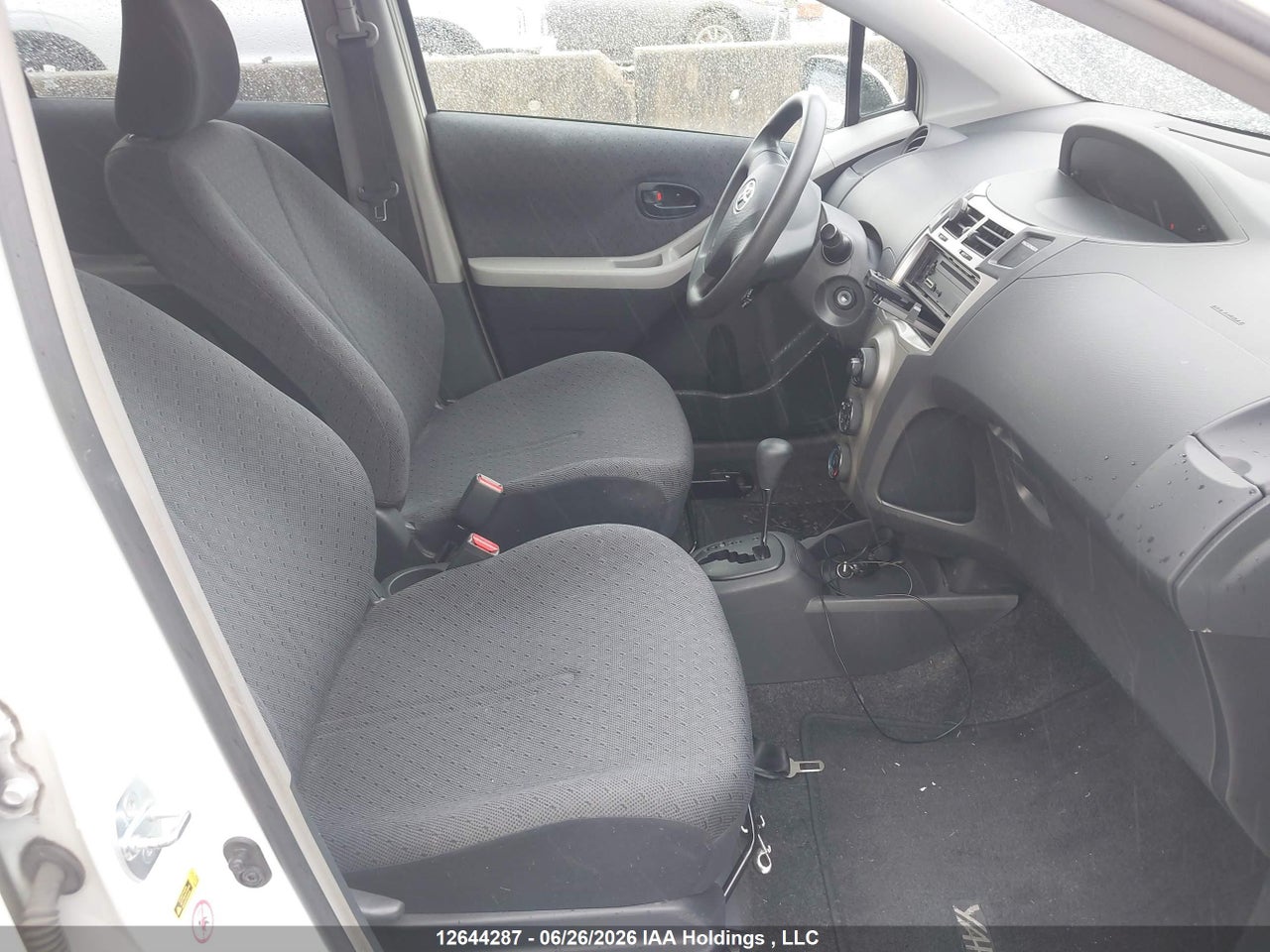 2009 TOYOTA YARIS thumbnail 6