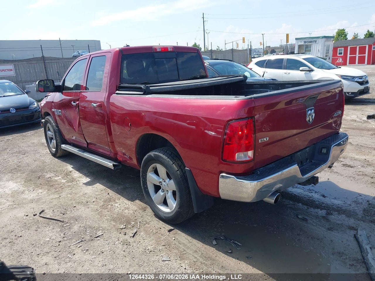 2013 RAM 1500 SLT thumbnail 4