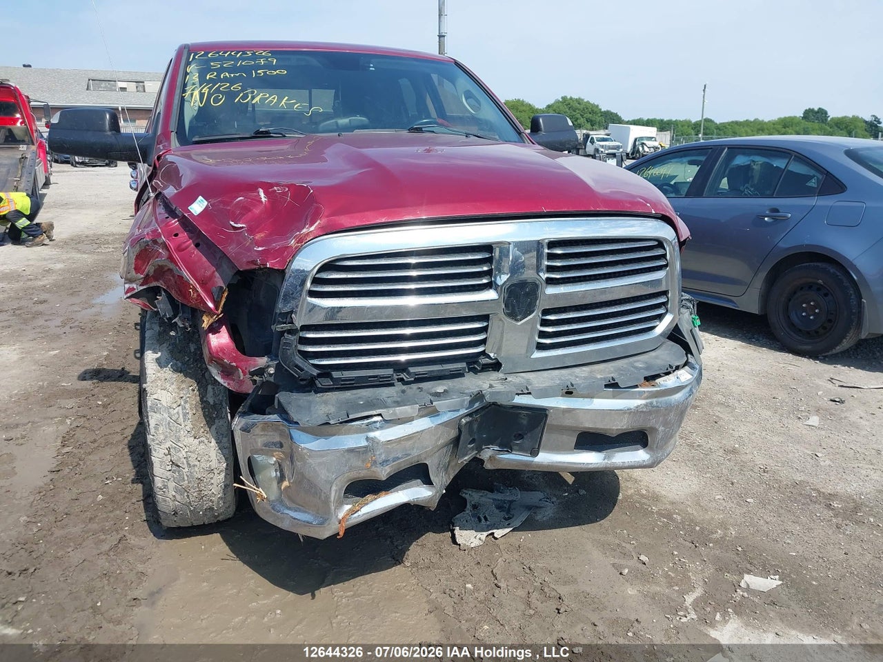 2013 RAM 1500 SLT thumbnail 7