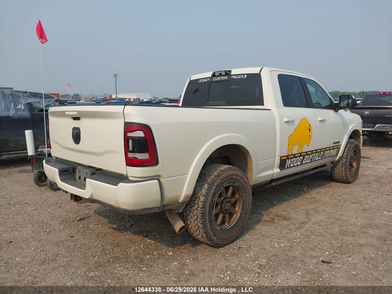 2022 RAM 3500 LIMITED thumbnail 5