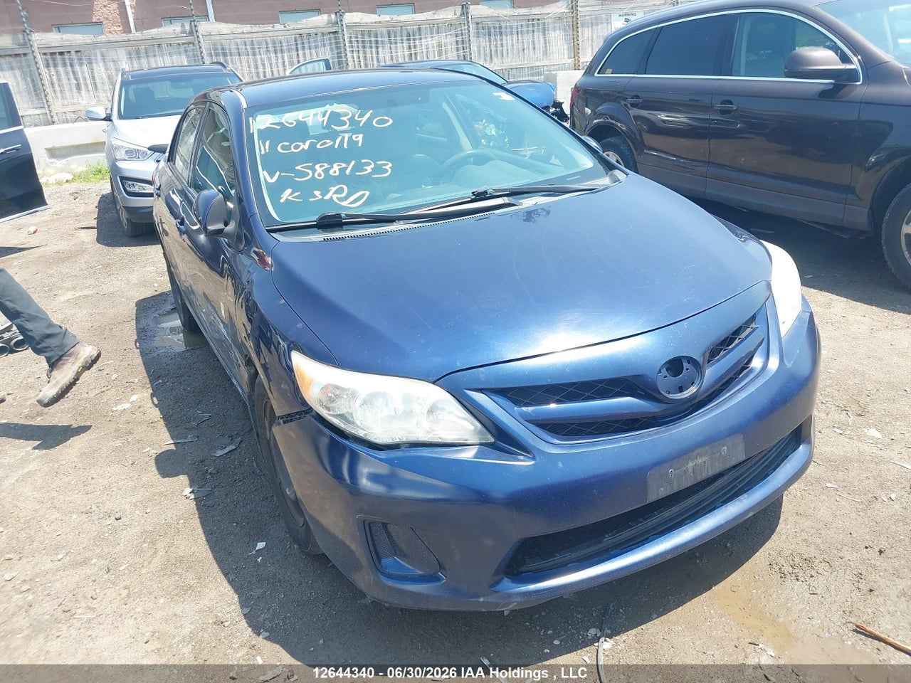 2011 TOYOTA COROLLA thumbnail 2