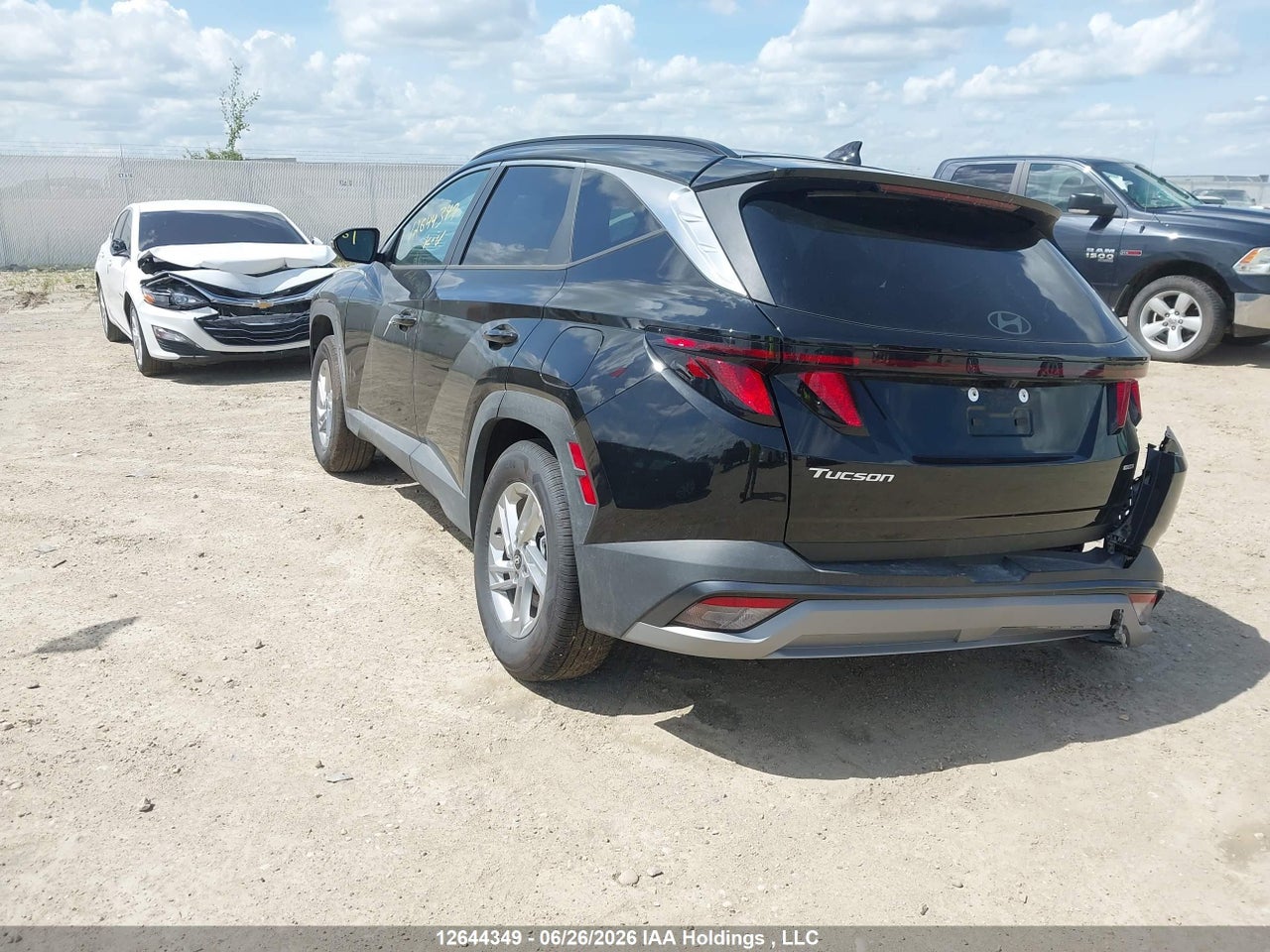 2026 HYUNDAI TUCSON PREFERRED AWD thumbnail 4