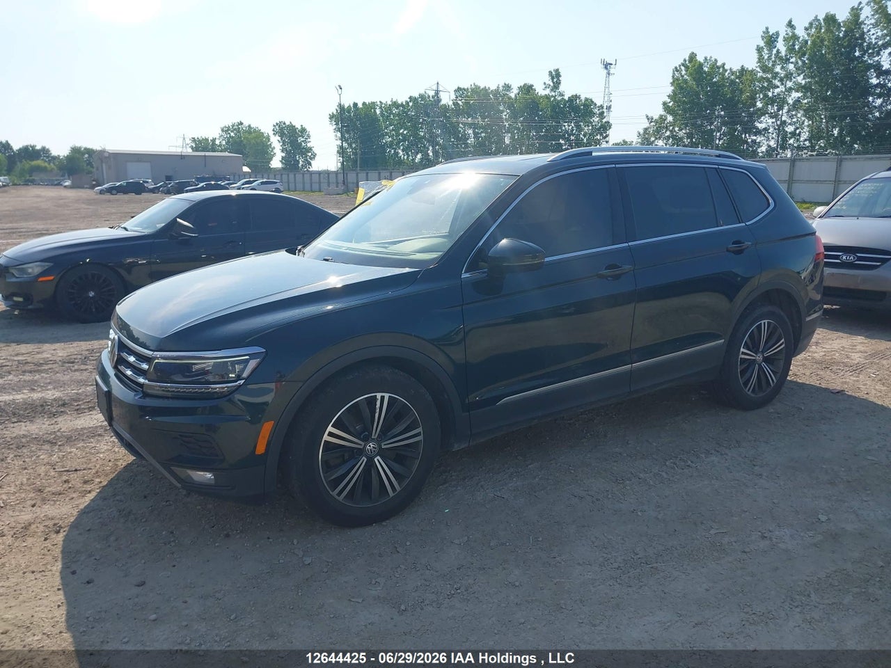 2018 VOLKSWAGEN TIGUAN HIGHLINE thumbnail 3