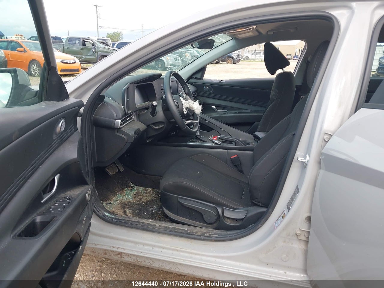 2024 HYUNDAI ELANTRA SEL thumbnail 6