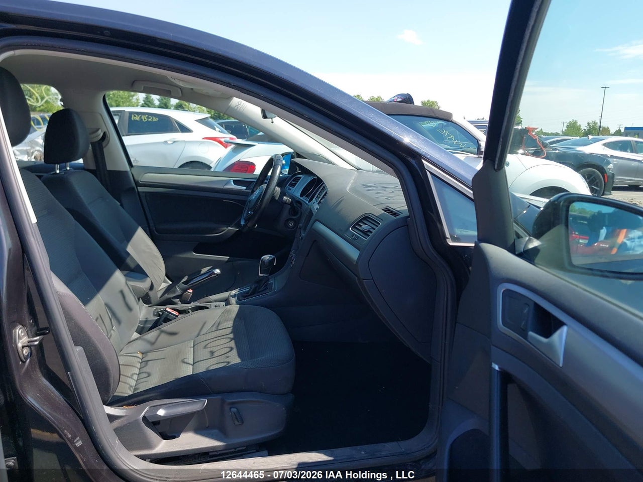 2016 VOLKSWAGEN GOLF thumbnail 6