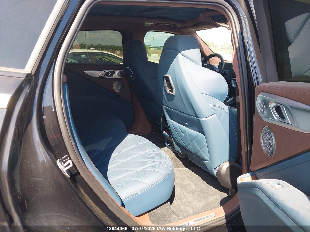2023 BMW XM thumbnail 9