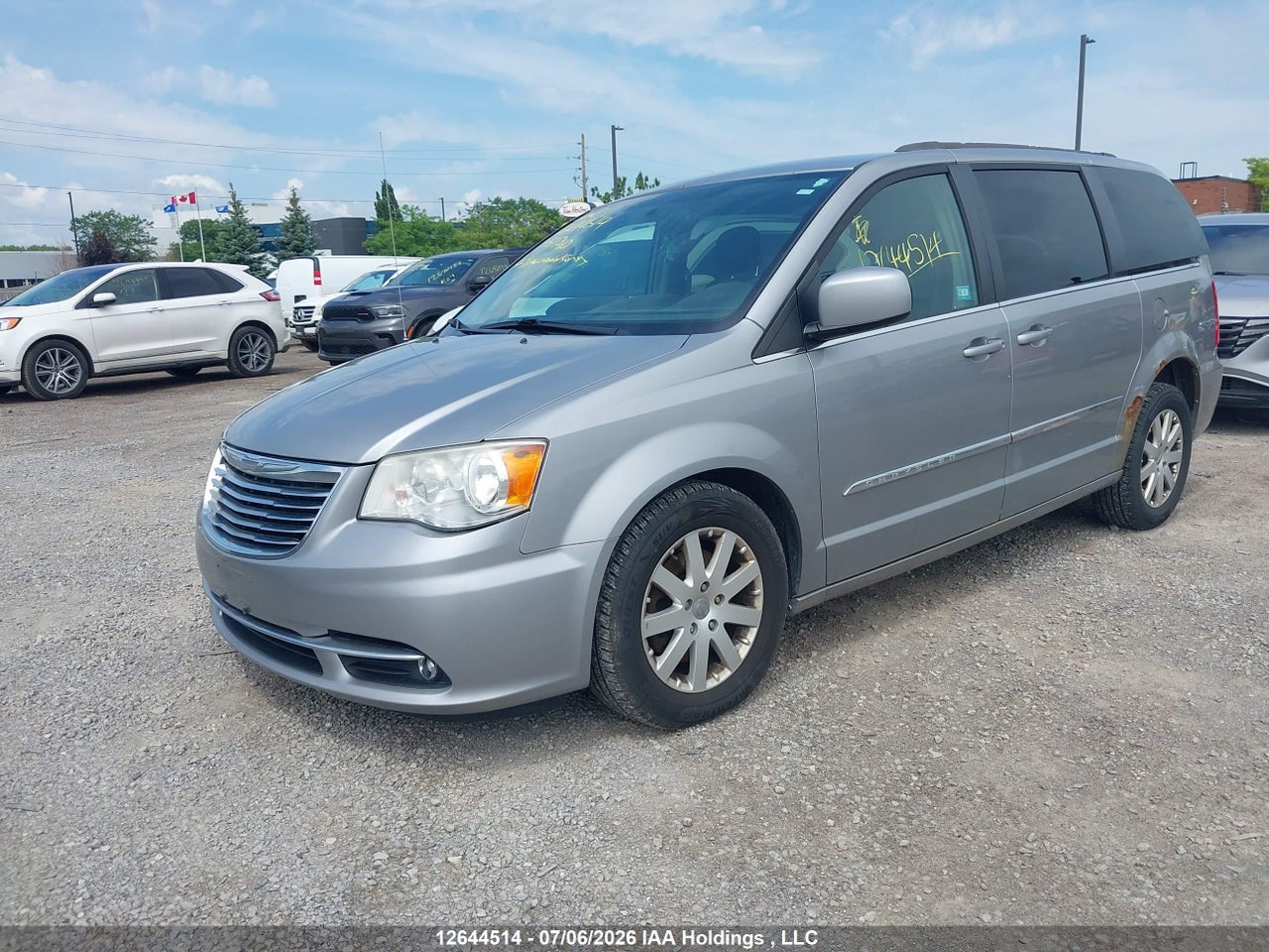 2014 CHRYSLER TOWN & COUNTRY thumbnail 3