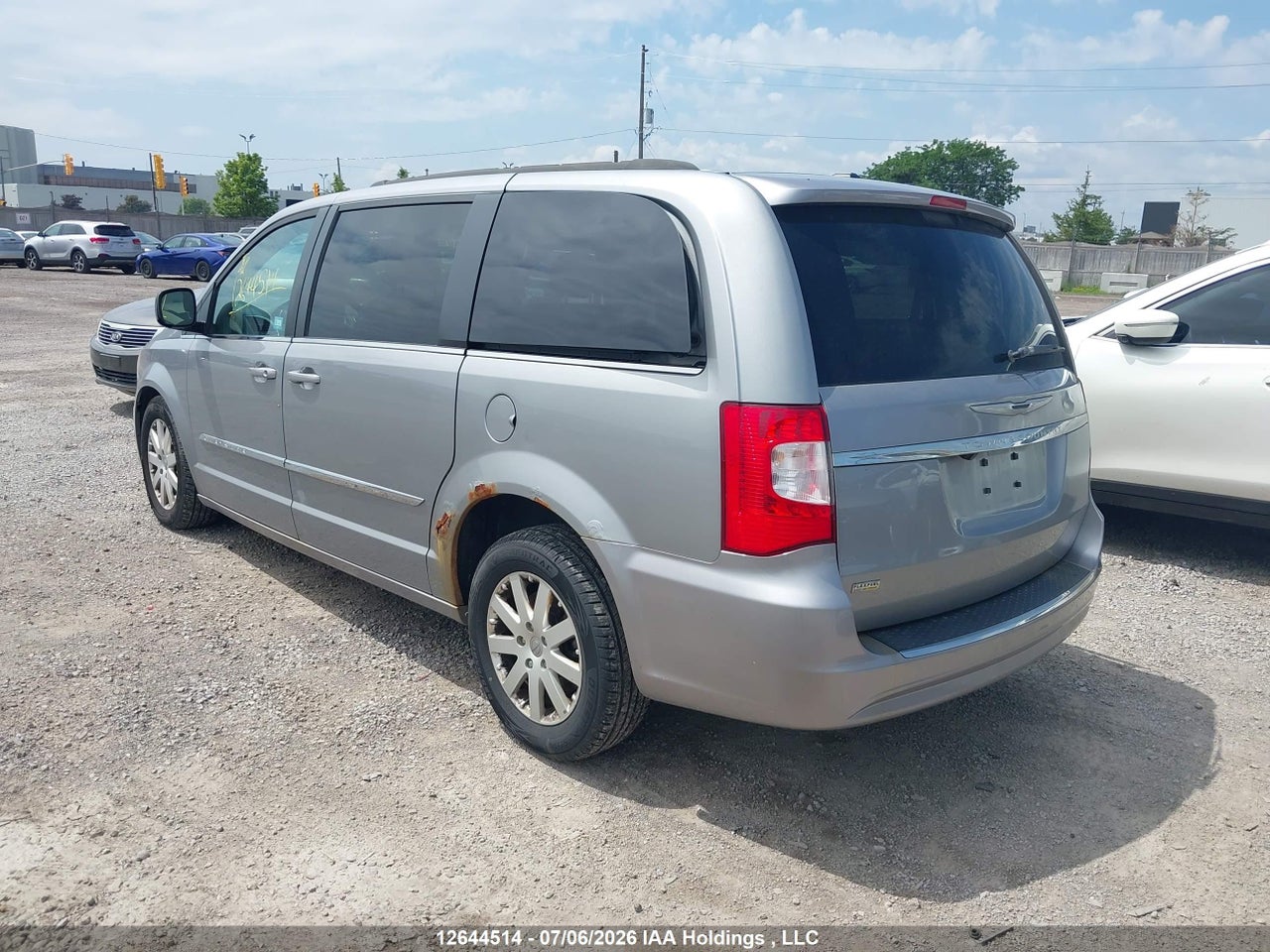 2014 CHRYSLER TOWN & COUNTRY thumbnail 4