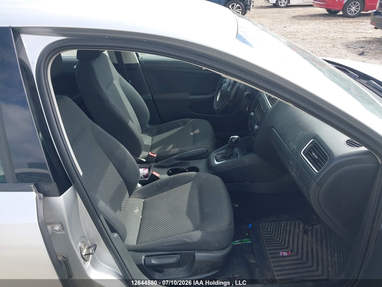 2011 VOLKSWAGEN JETTA S thumbnail 6