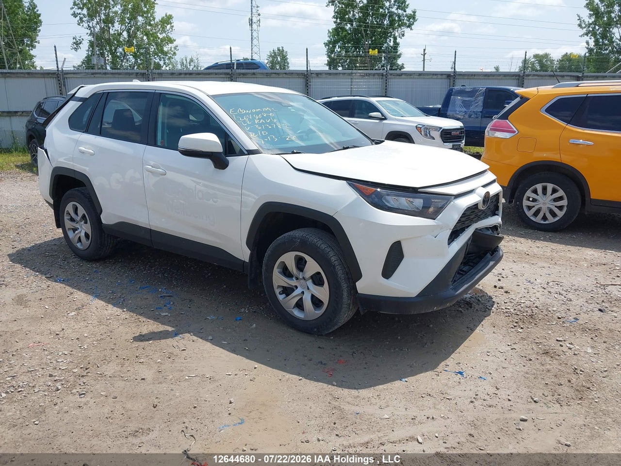 2022 TOYOTA RAV4 LE thumbnail 2