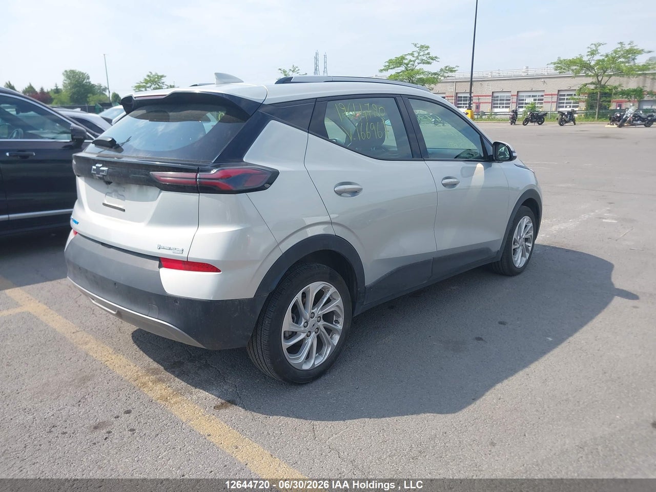 2023 CHEVROLET BOLT EUV LT thumbnail 5