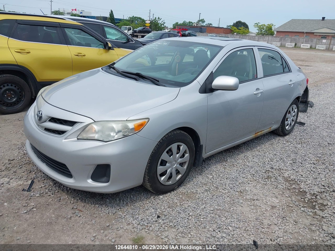 2013 TOYOTA COROLLA CE thumbnail 3