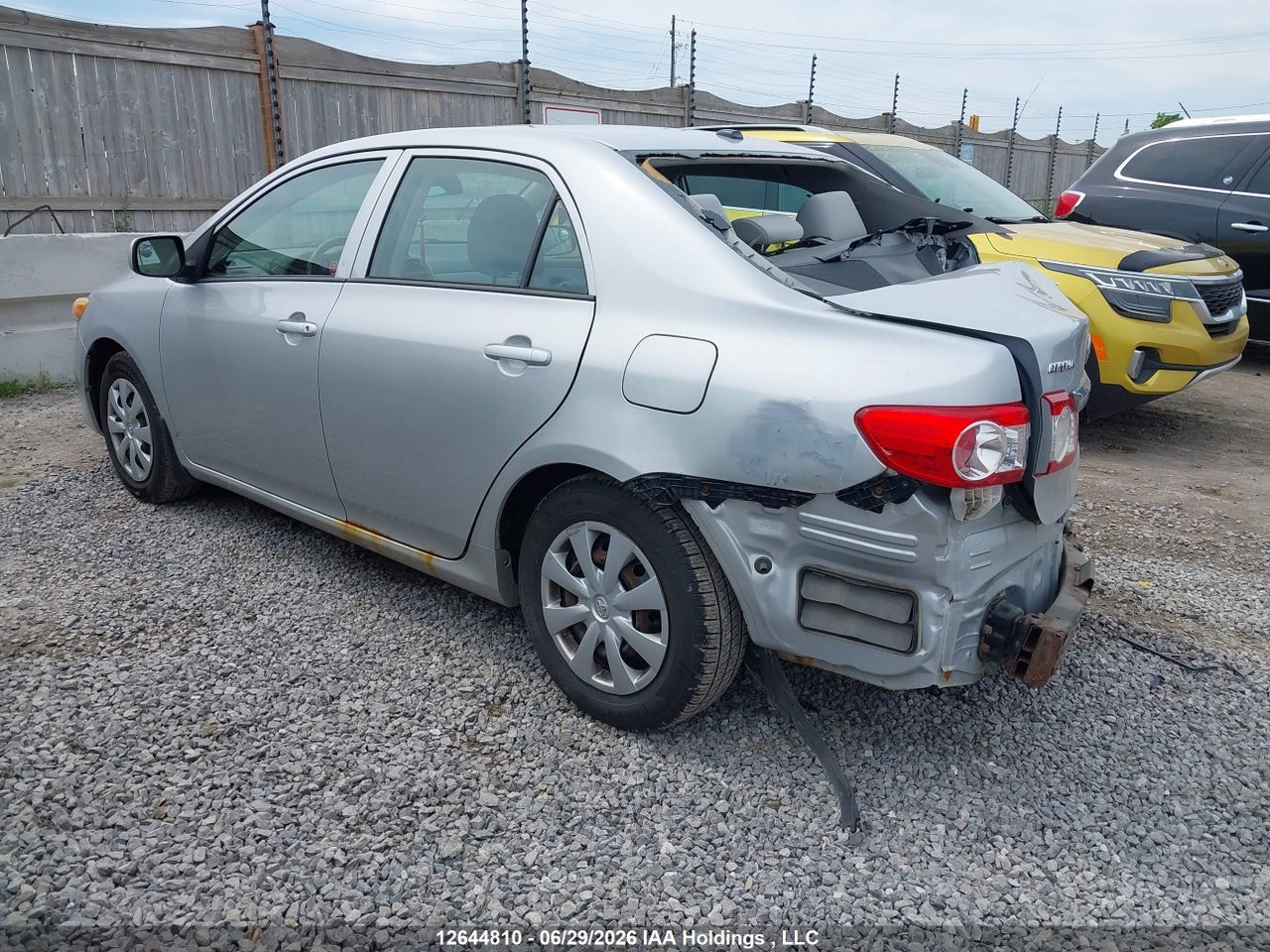 2013 TOYOTA COROLLA CE thumbnail 4