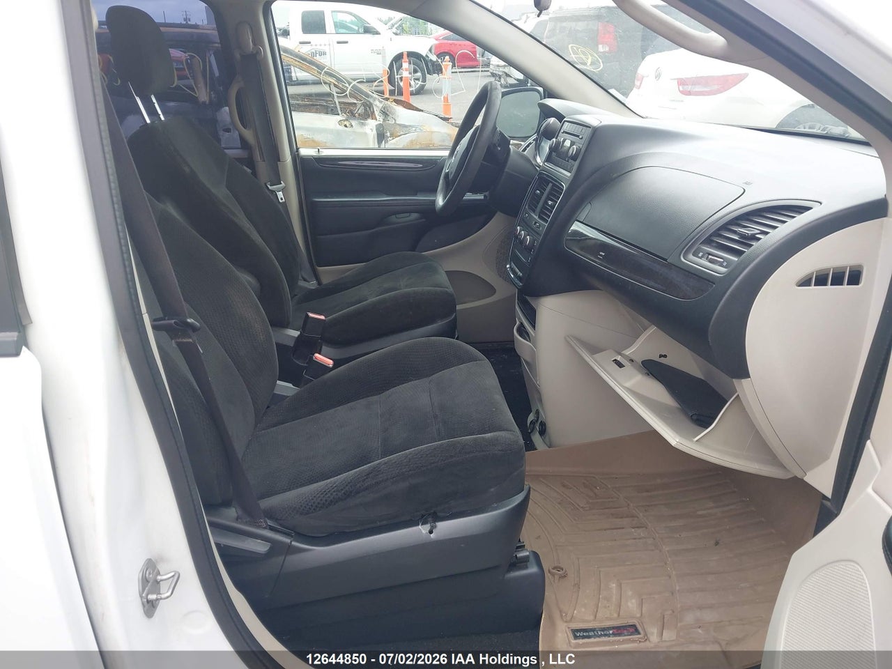 2016 DODGE GRAND CARAVAN SE thumbnail 6