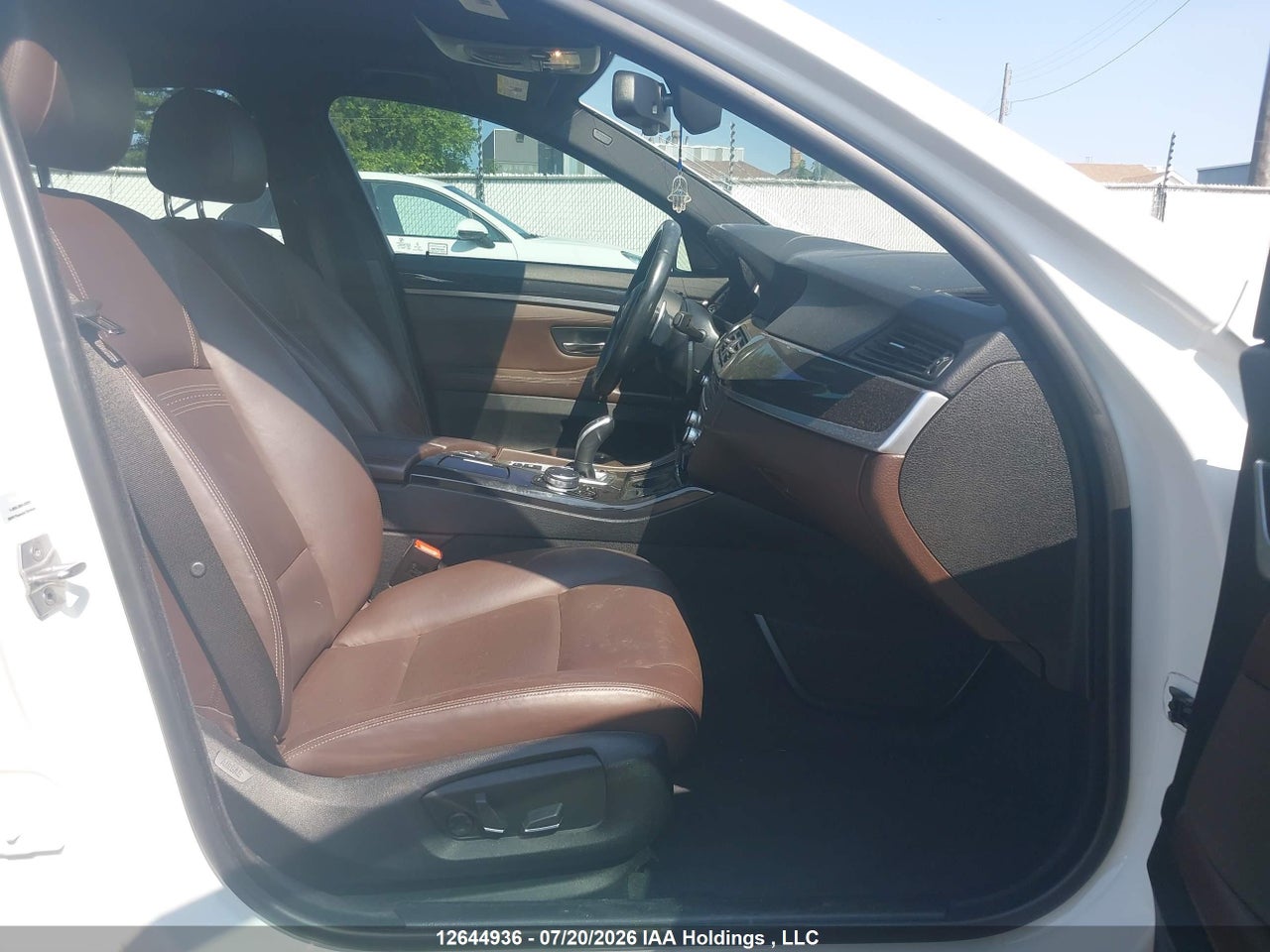 2016 BMW 528I XDRIVE thumbnail 6