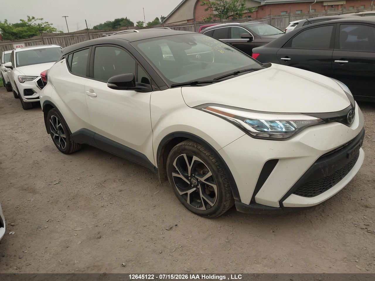 2020 TOYOTA C-HR thumbnail 2