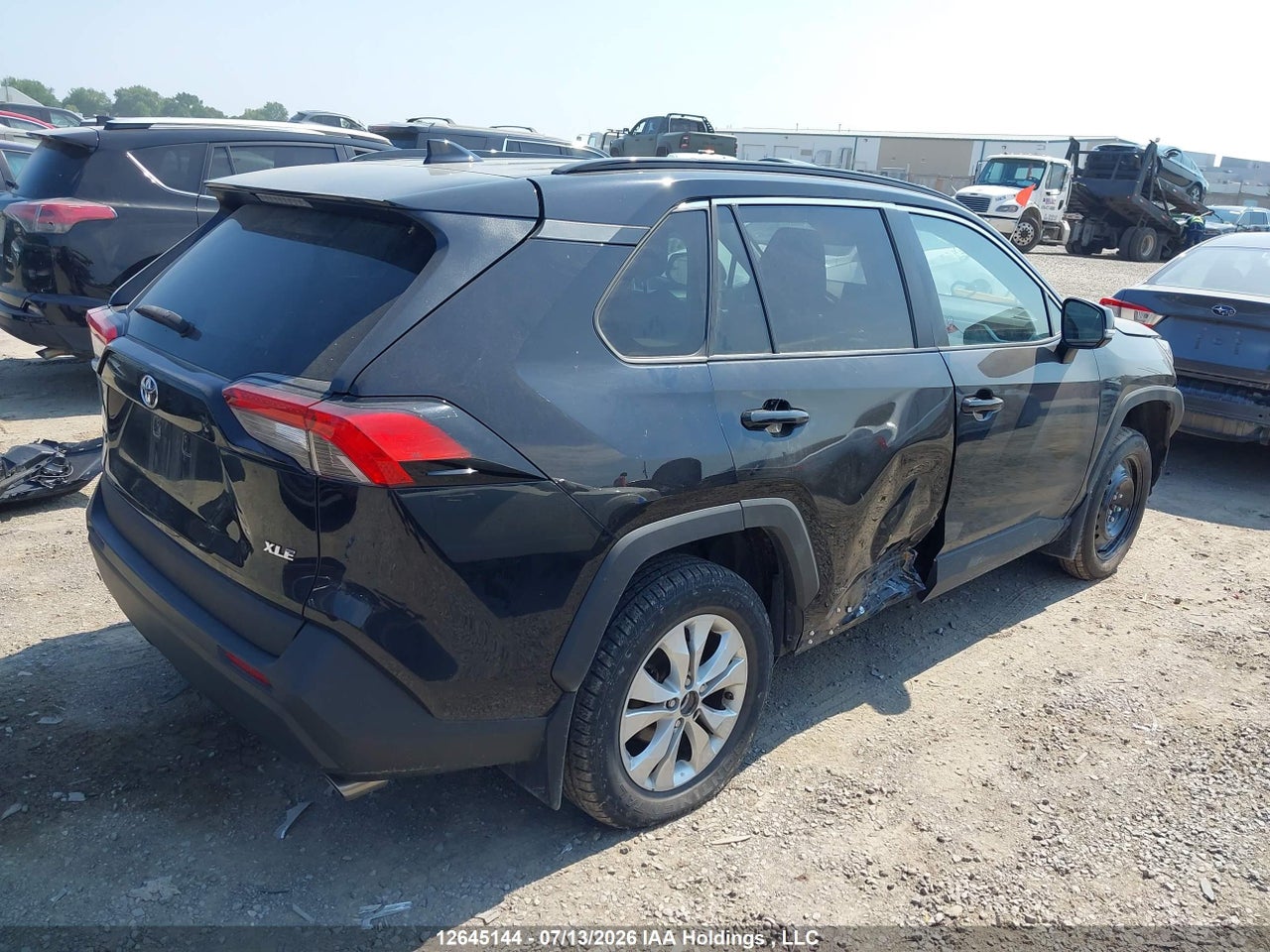 2021 TOYOTA RAV4 XLE thumbnail 5