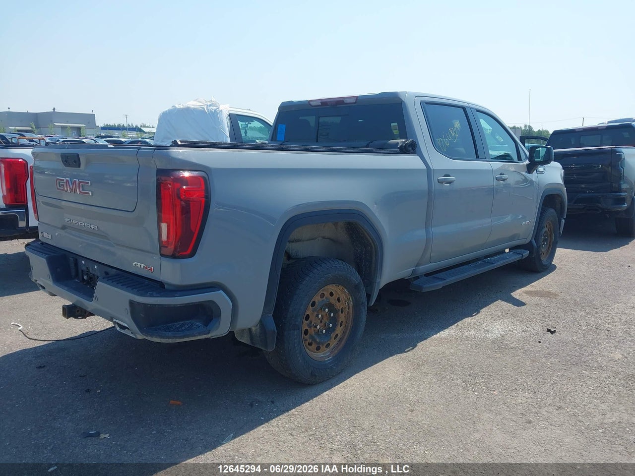 2024 GMC SIERRA K1500 AT4 thumbnail 5