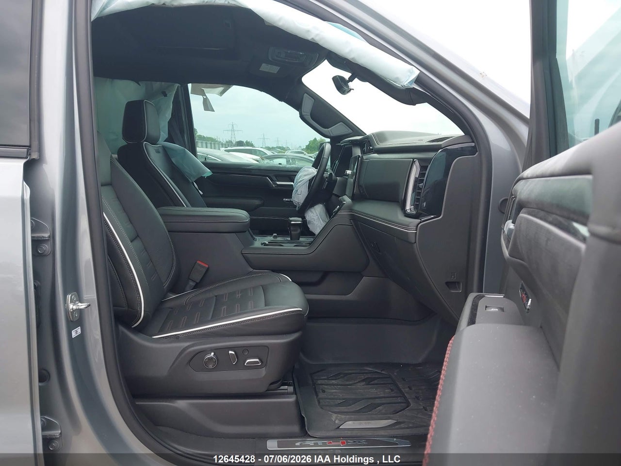 2026 GMC SIERRA K1500 AT4X thumbnail 6