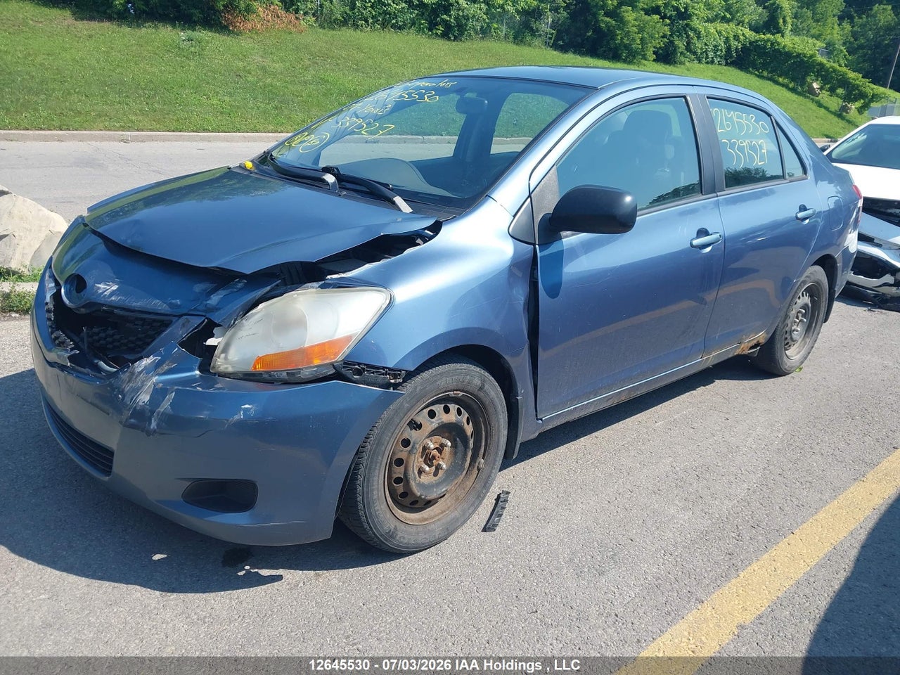 2009 TOYOTA YARIS thumbnail 3