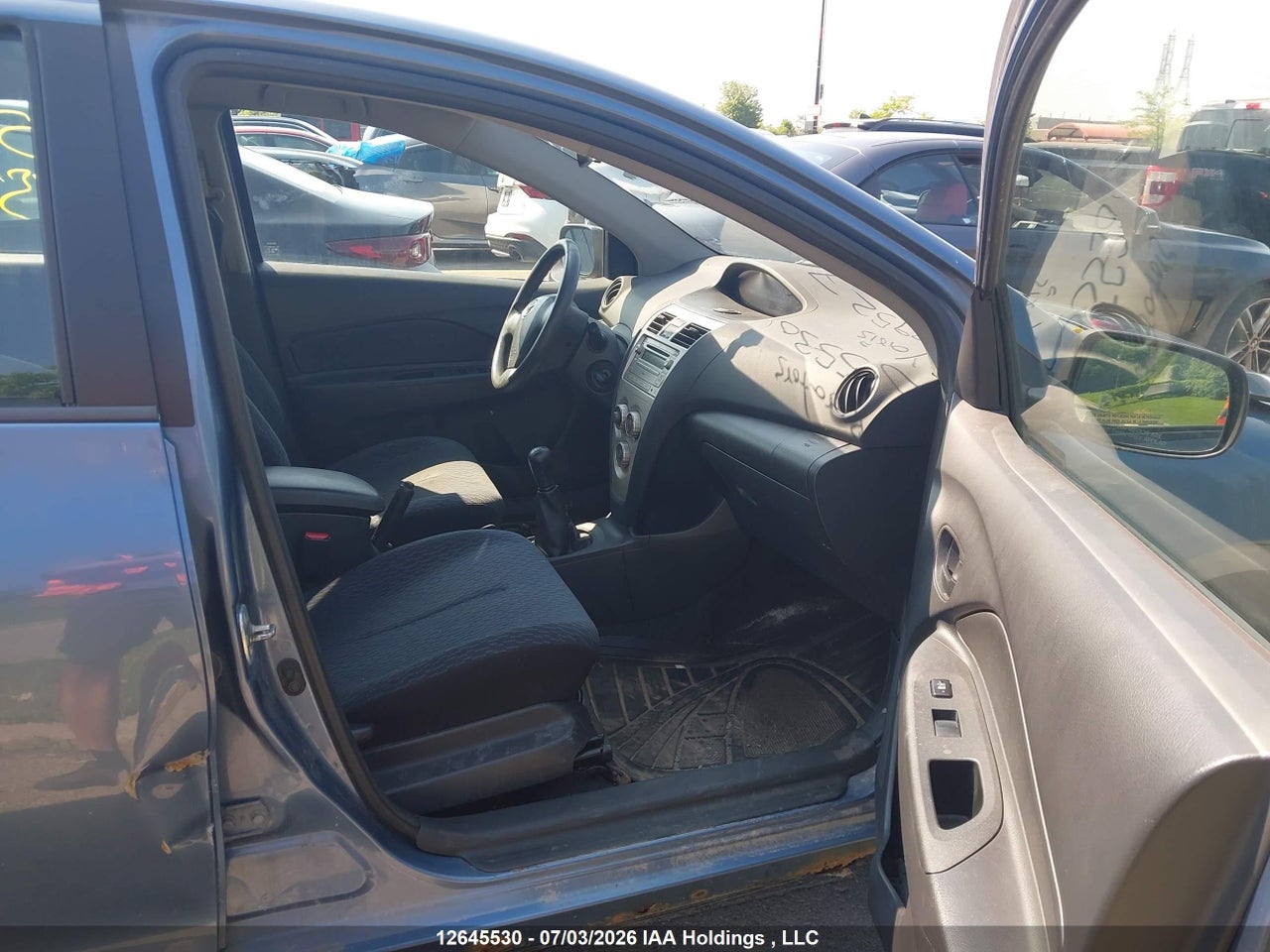 2009 TOYOTA YARIS thumbnail 6
