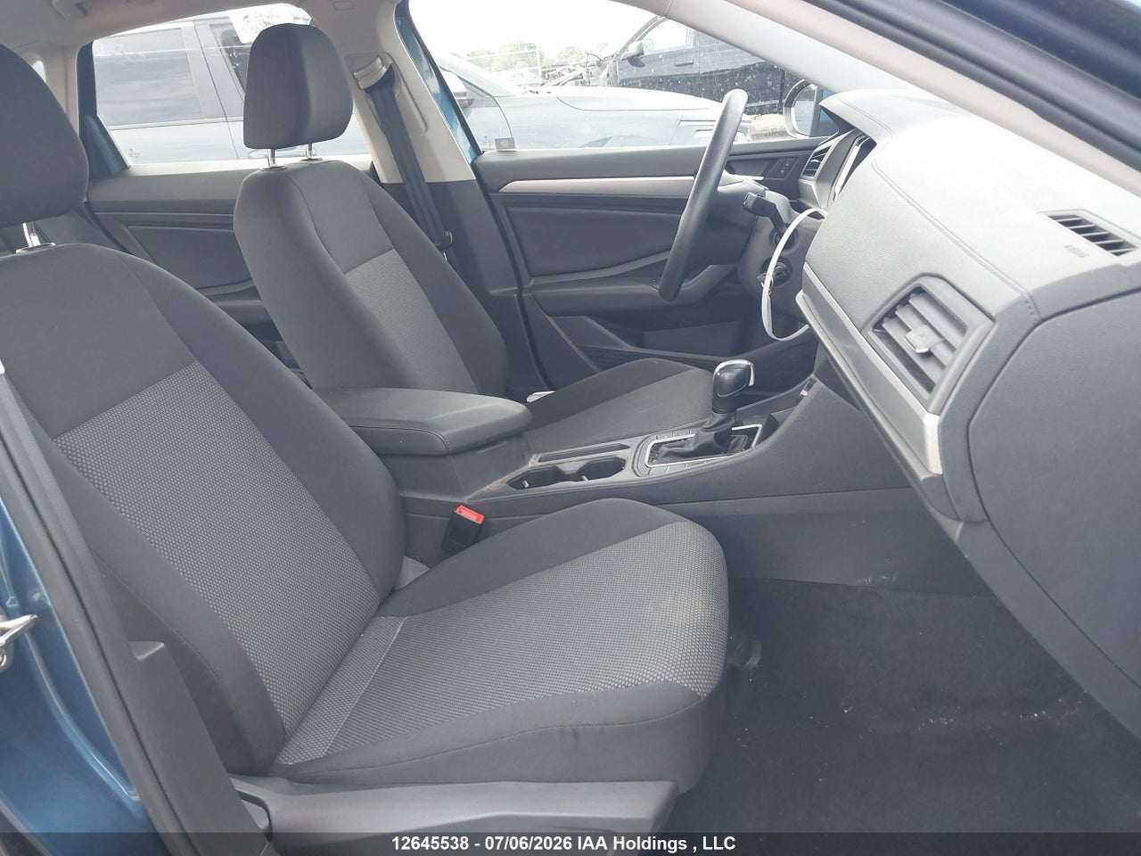 2019 VOLKSWAGEN JETTA S/SE/R-LINE thumbnail 6