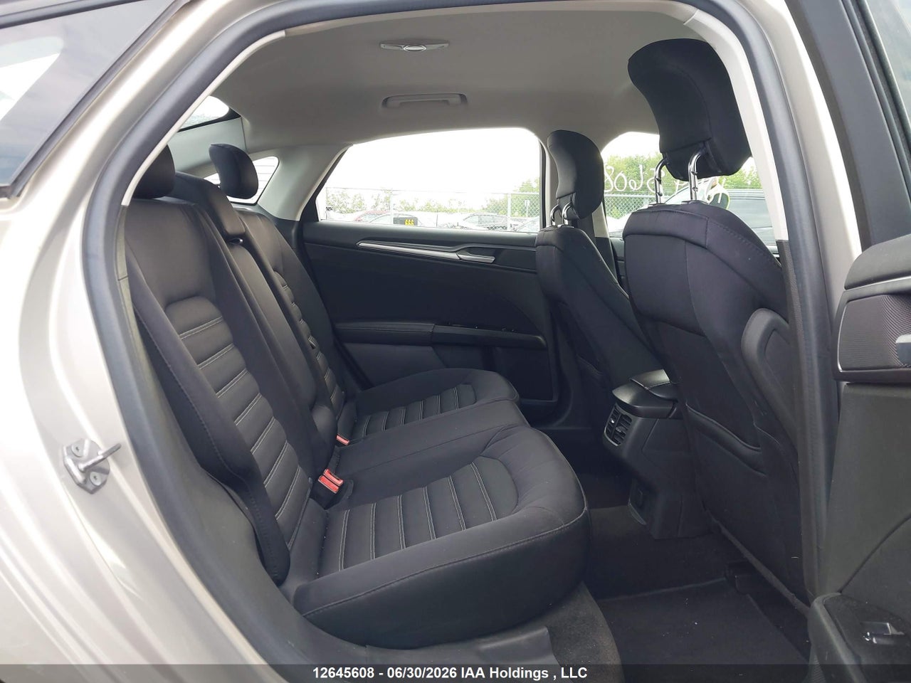 2015 FORD FUSION SE thumbnail 9