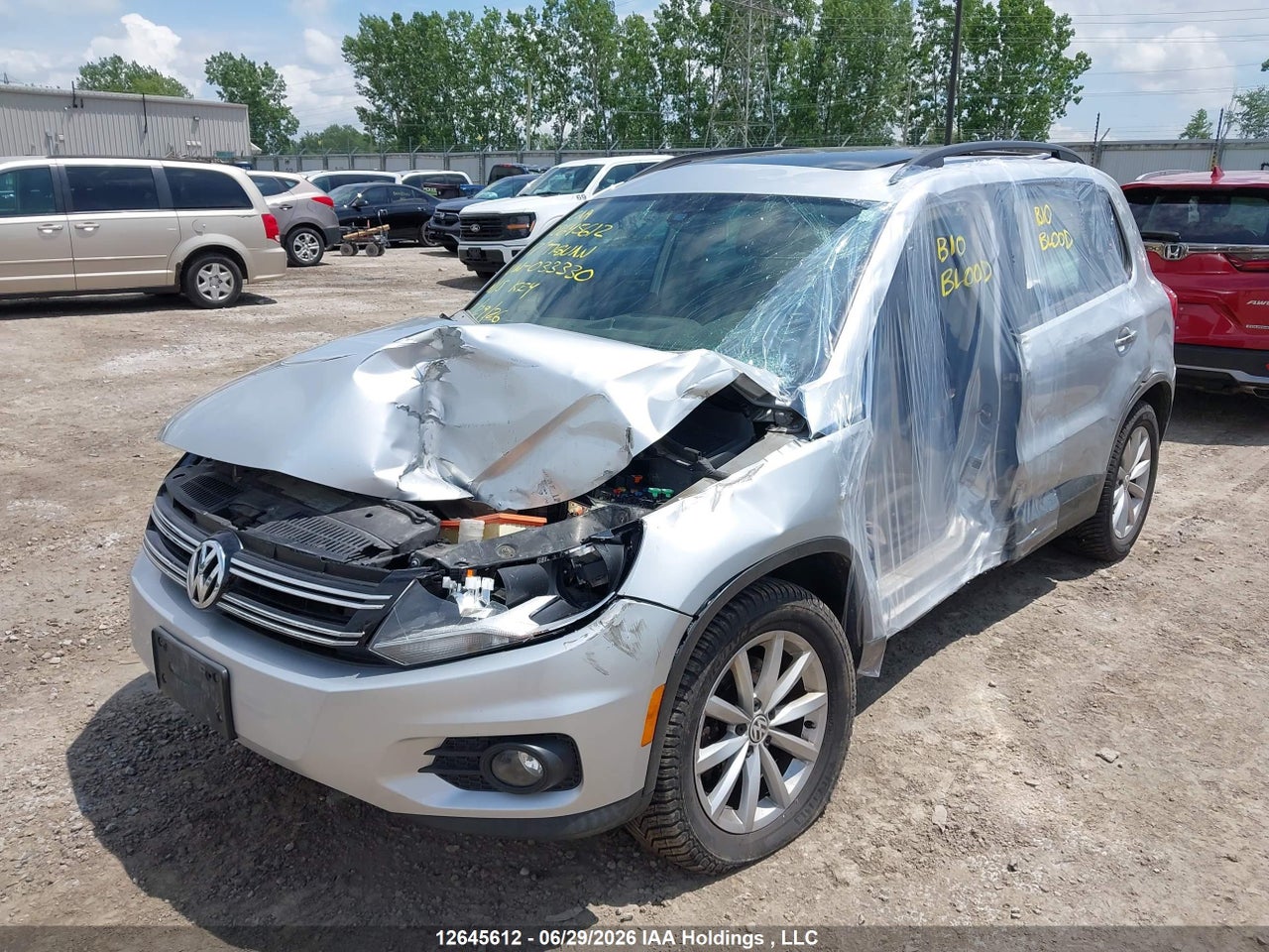 2017 VOLKSWAGEN TIGUAN WOLFSBURG thumbnail 3