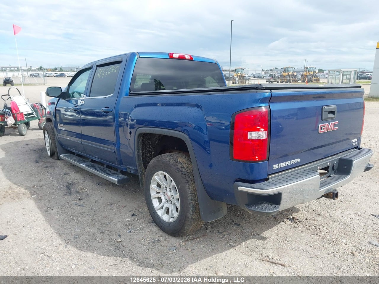2017 GMC SIERRA 1500 SLE thumbnail 4