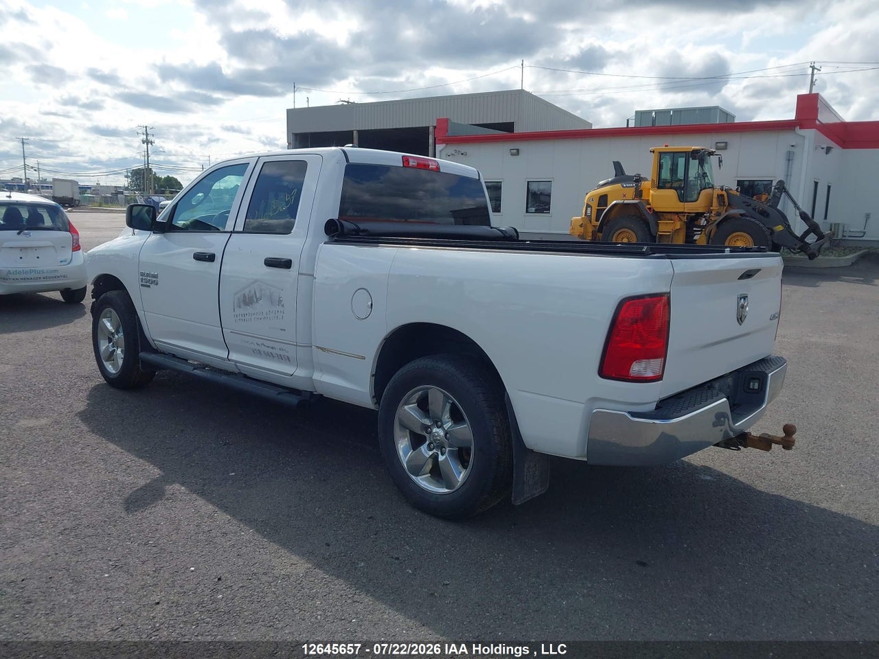 2019 RAM 1500 CLASSIC TRADESMAN thumbnail 4