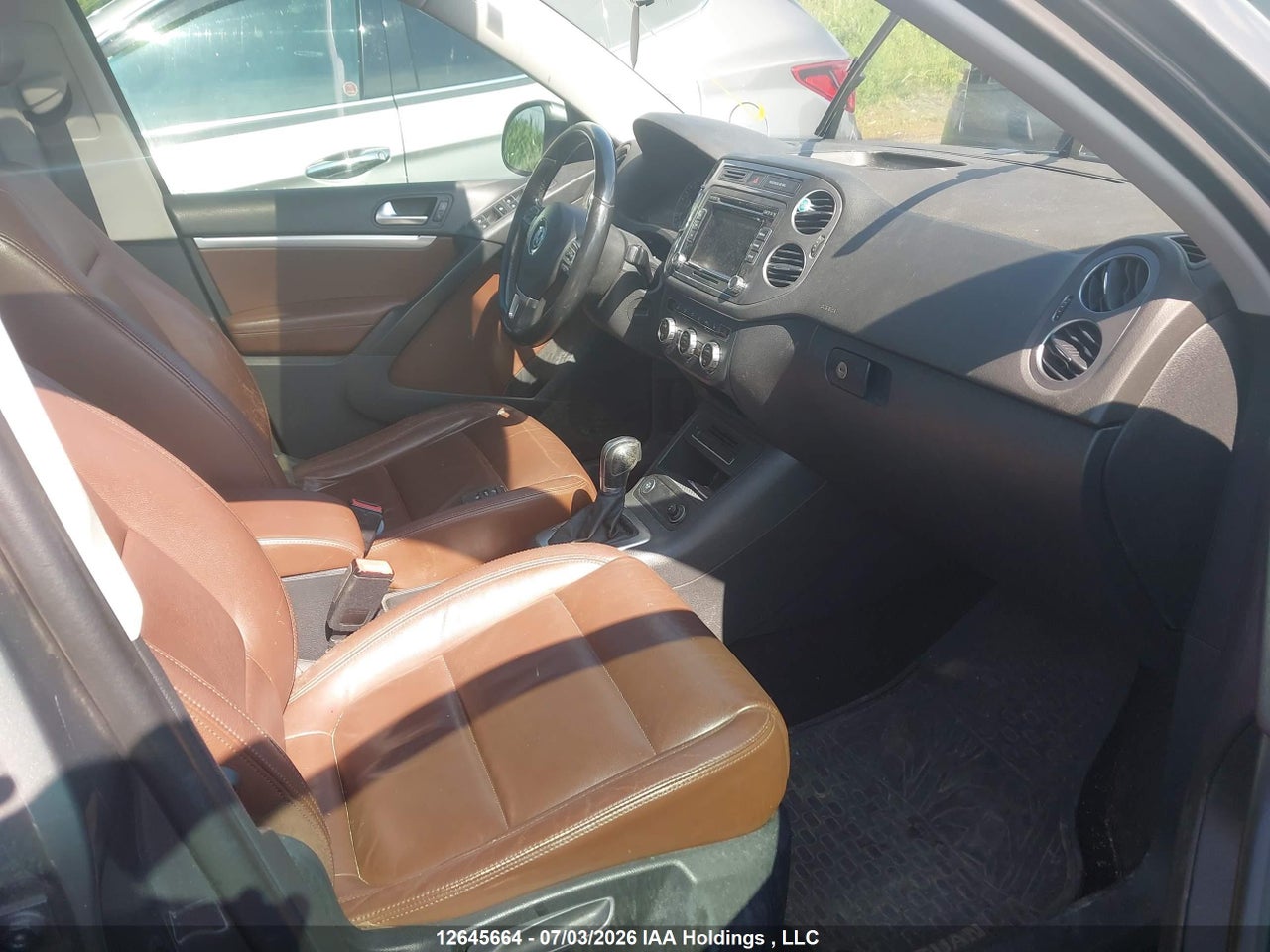 2015 VOLKSWAGEN TIGUAN S/SE/SEL/R-LINE thumbnail 6