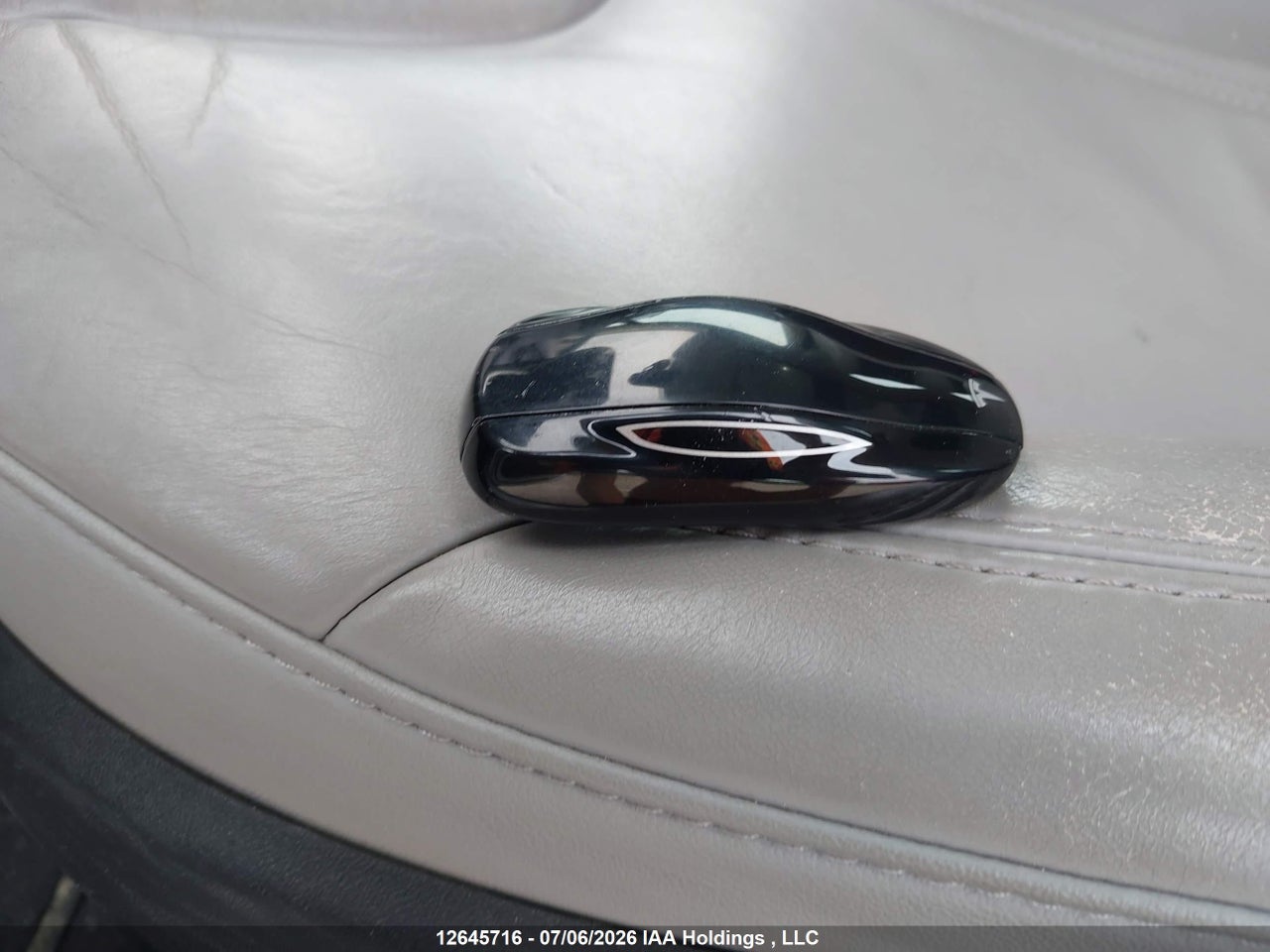 2014 TESLA MODEL S thumbnail 12
