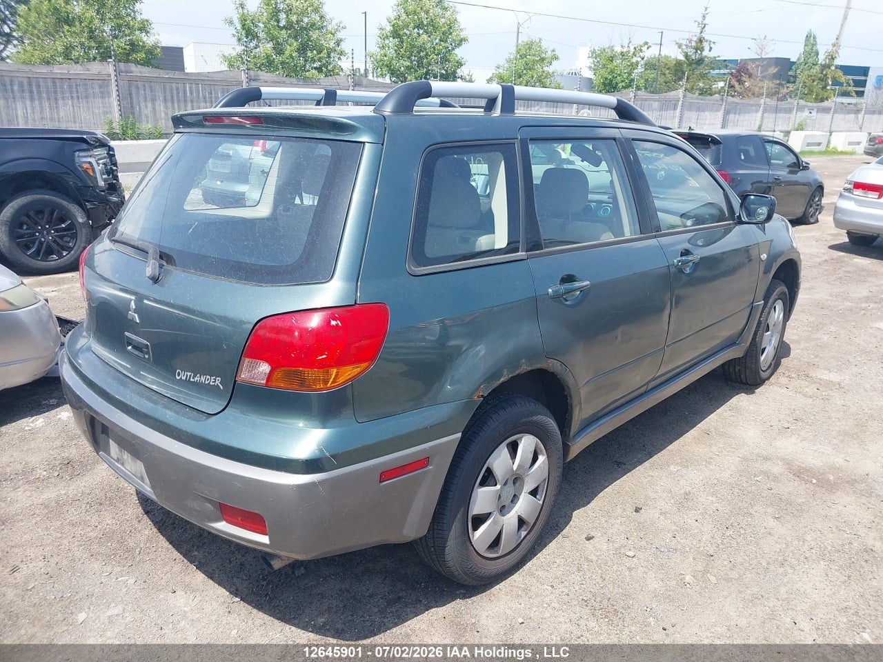 2004 MITSUBISHI OUTLANDER LS thumbnail 5
