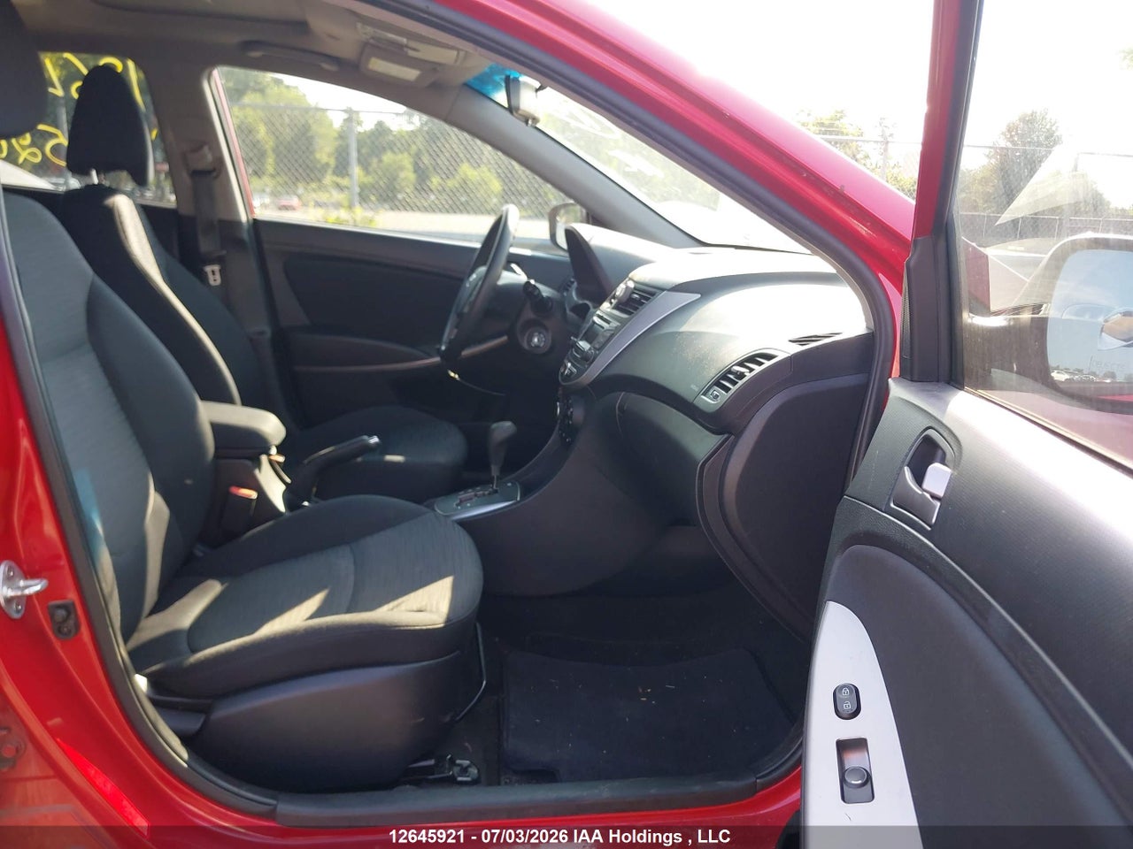 2016 HYUNDAI ACCENT SE thumbnail 6