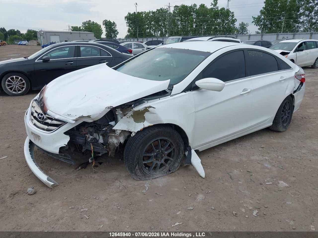 2013 HYUNDAI SONATA GLS thumbnail 3