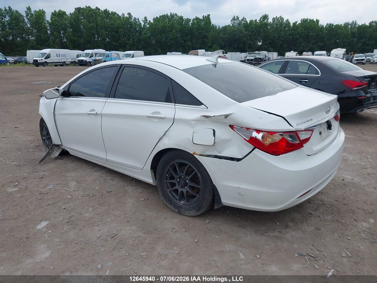 2013 HYUNDAI SONATA GLS thumbnail 4