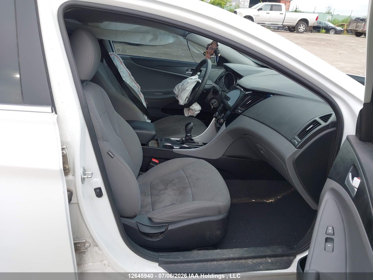 2013 HYUNDAI SONATA GLS thumbnail 6