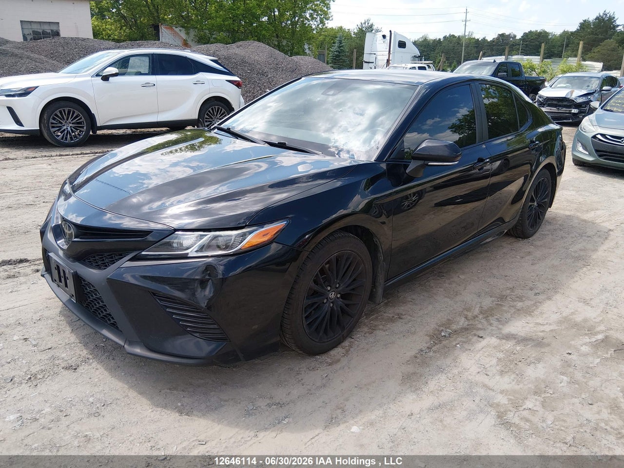 2020 TOYOTA CAMRY SE/SE NIGHT SHADE thumbnail 3