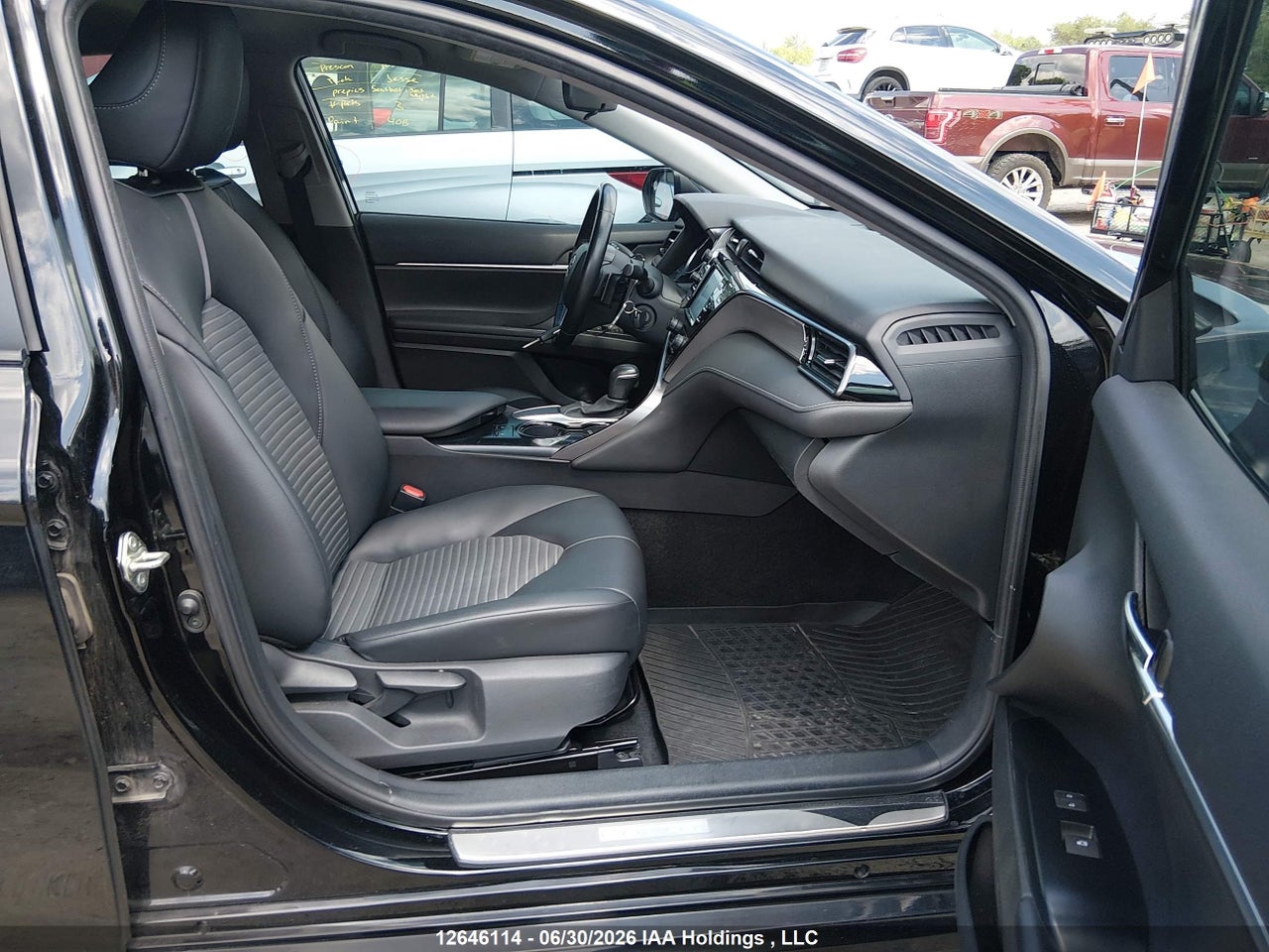 2020 TOYOTA CAMRY SE/SE NIGHT SHADE thumbnail 6