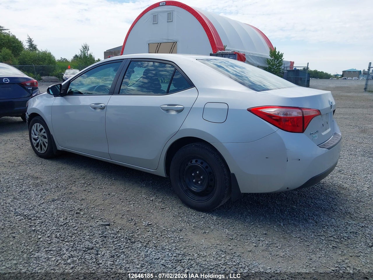 2018 TOYOTA COROLLA LE thumbnail 4